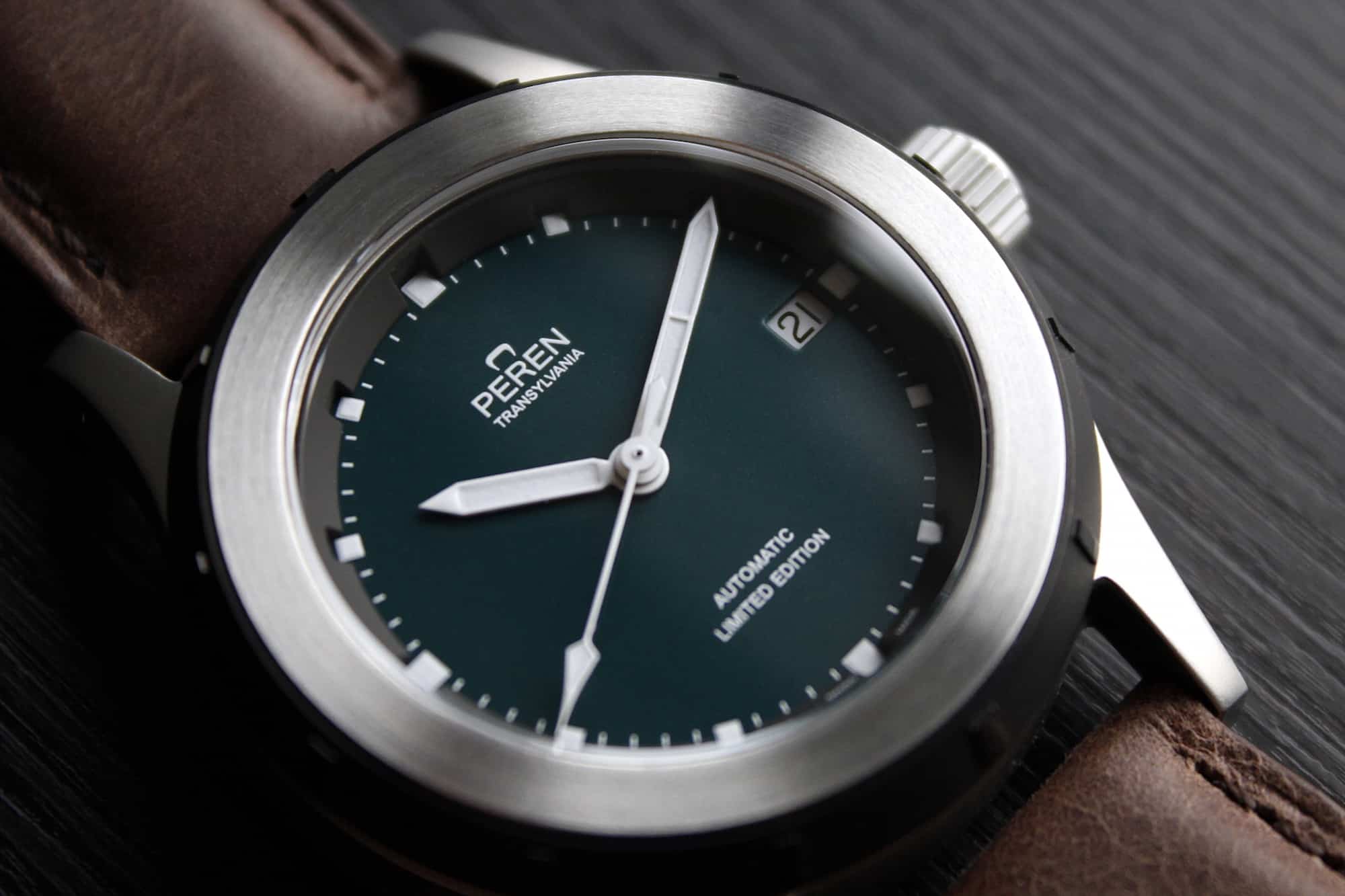 Introducing the Peren Nera, a Value-Packed Watch Now Available on Kickstarter
