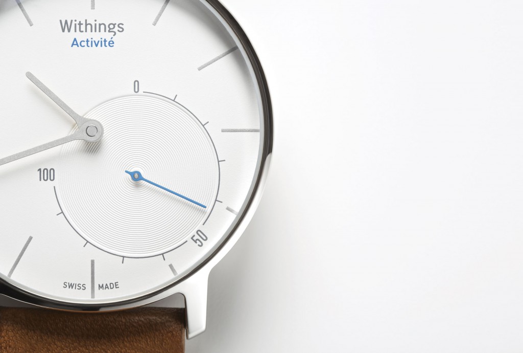 WITIHINGS_silver_dial_detail