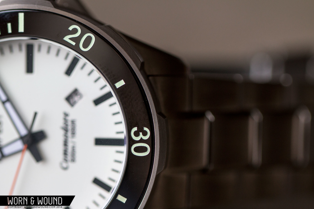 TEMPEST_COMMODORE_BEZEL1