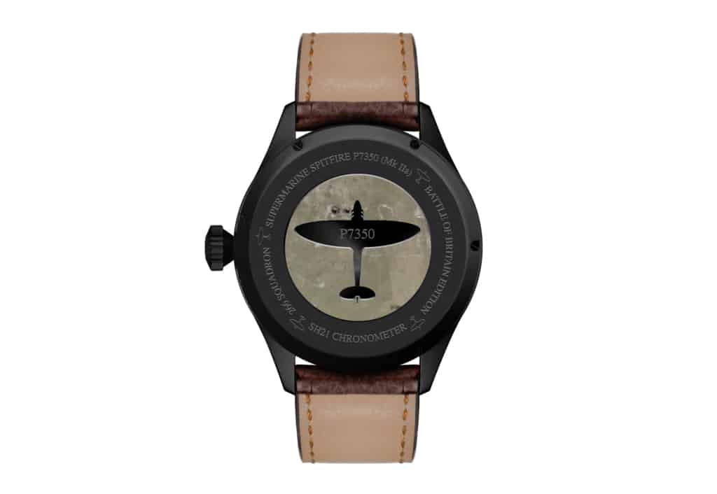 C8_P7350_CASEBACK