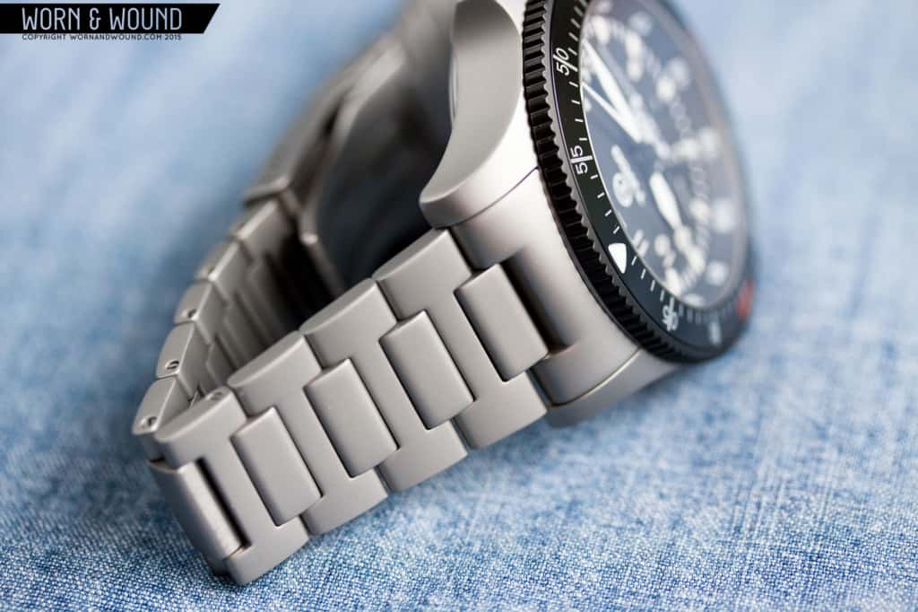 TWCO_AIRCONTROLLER_BRACELET2