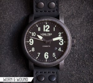 LUM-TEC_COMBAT_B23_CARBON_FACE_1