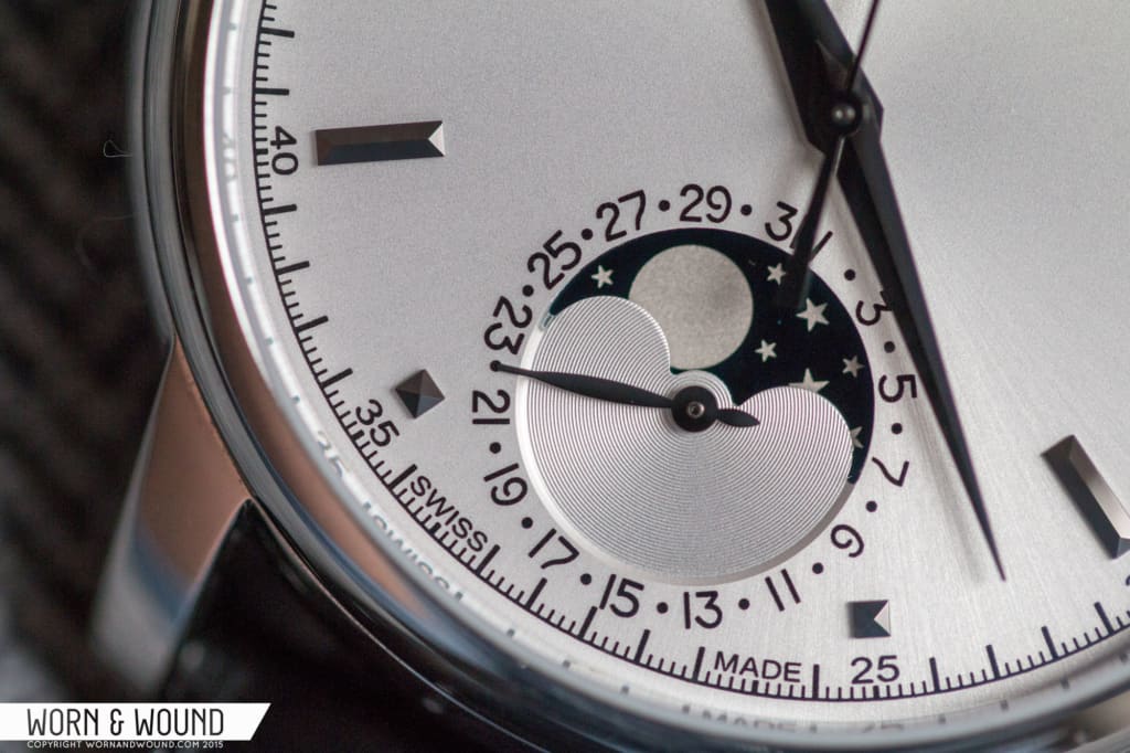 FREDERIQUE_CONSTANT_CLASSIC_MOONPHASE_DIAL11