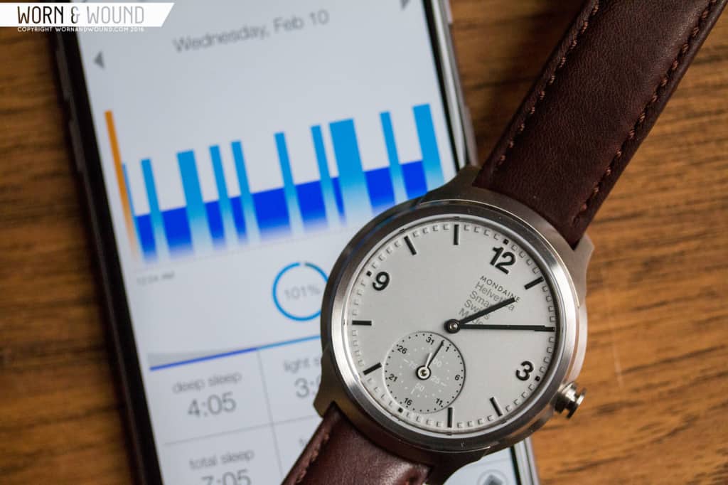 MONDAINE_HELVETICA_SMART_WATCH_APP_3