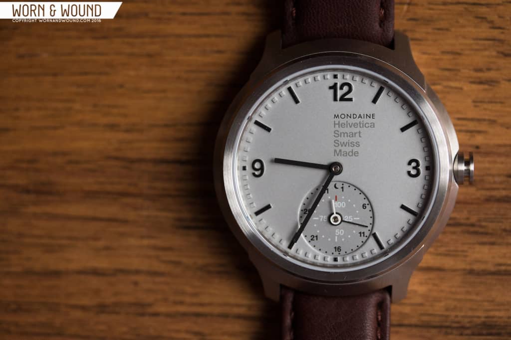 MONDAINE_HELVETICA_SMART_WATCH_DIAL_1