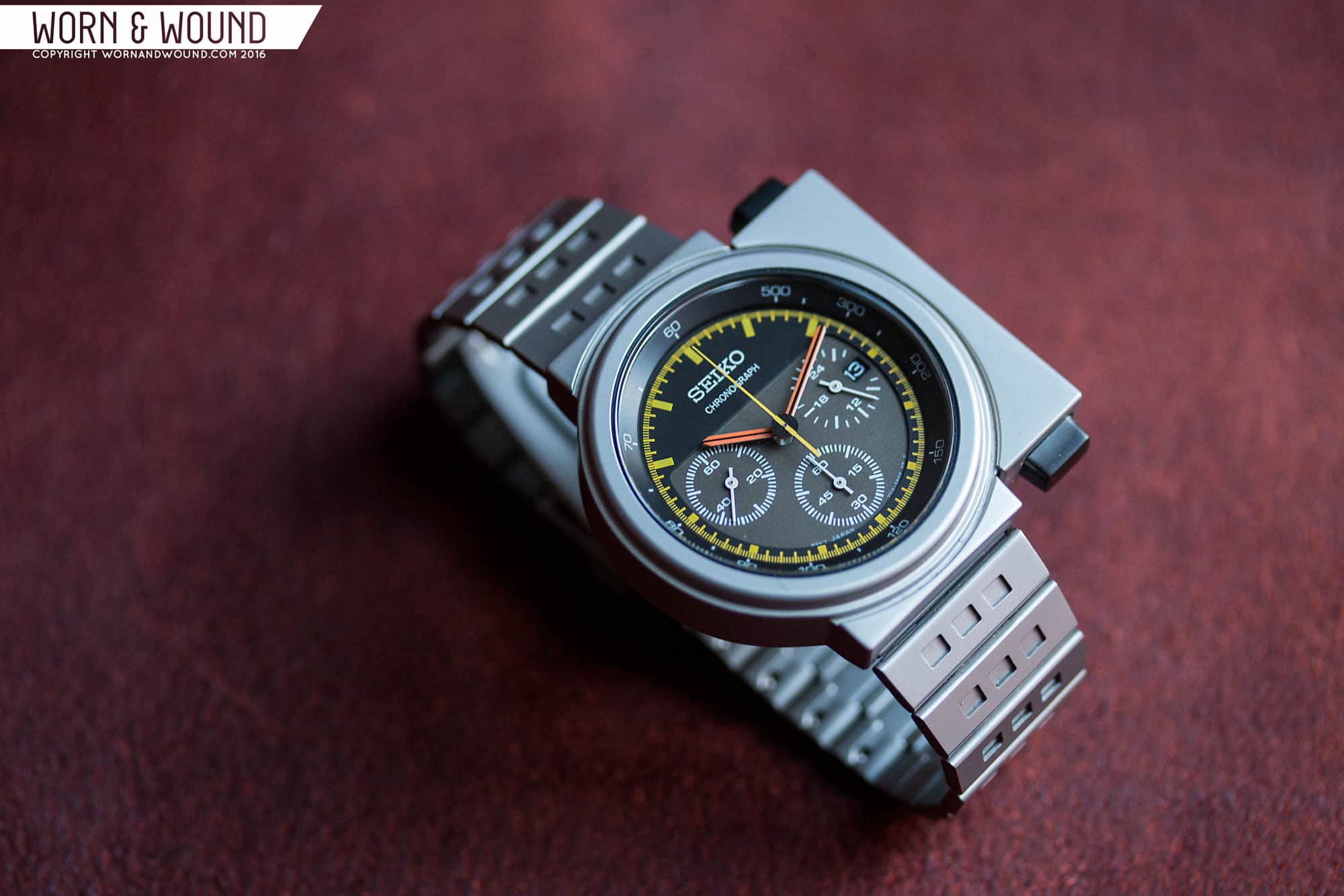 seiko chronograph alien