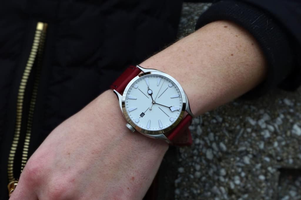 CL_wristshot_27_e
