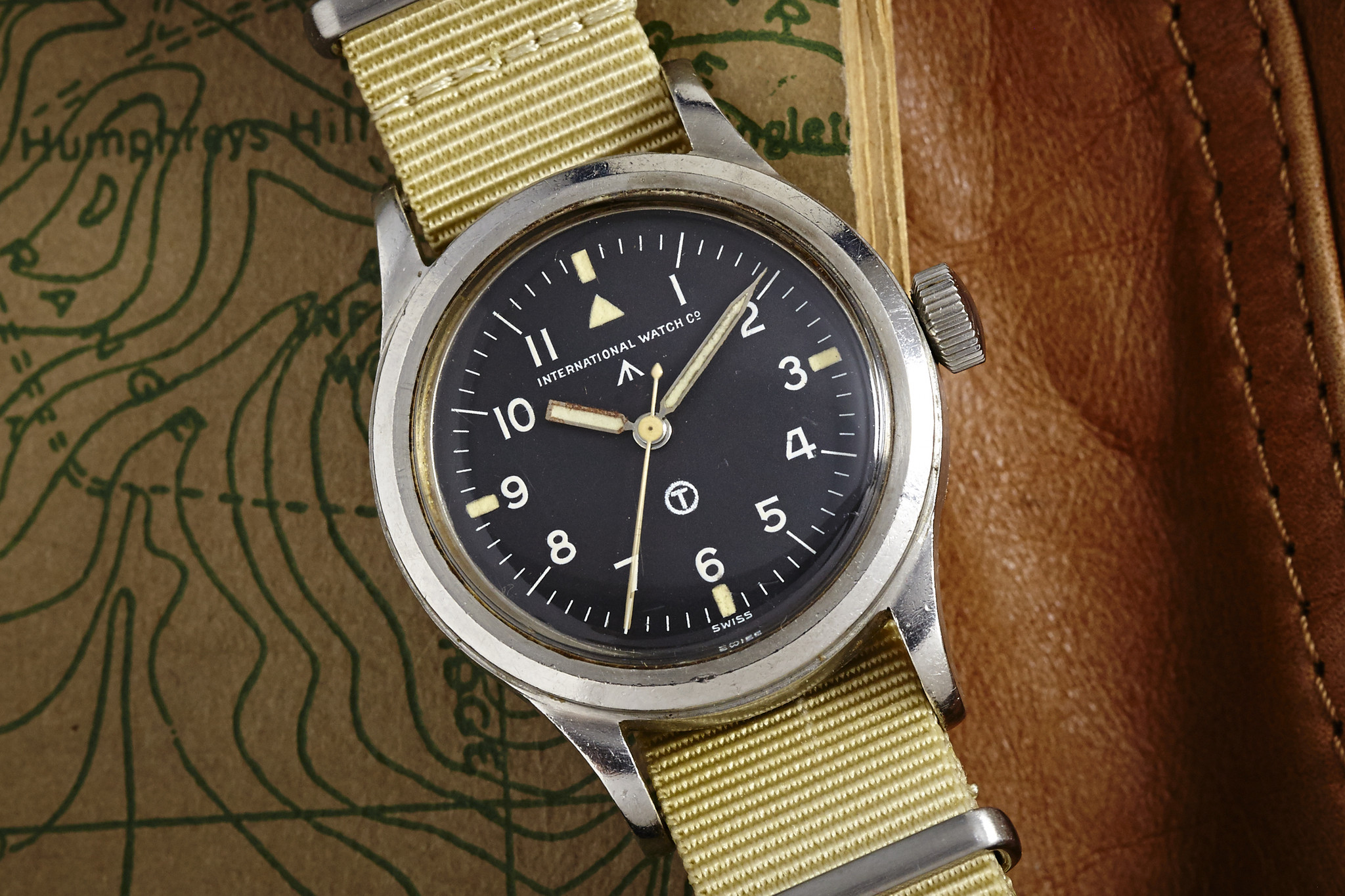 Smiths De Luxe gold vintage wristwatch, hallmarked 1962 - Black Bough |  Ludlow