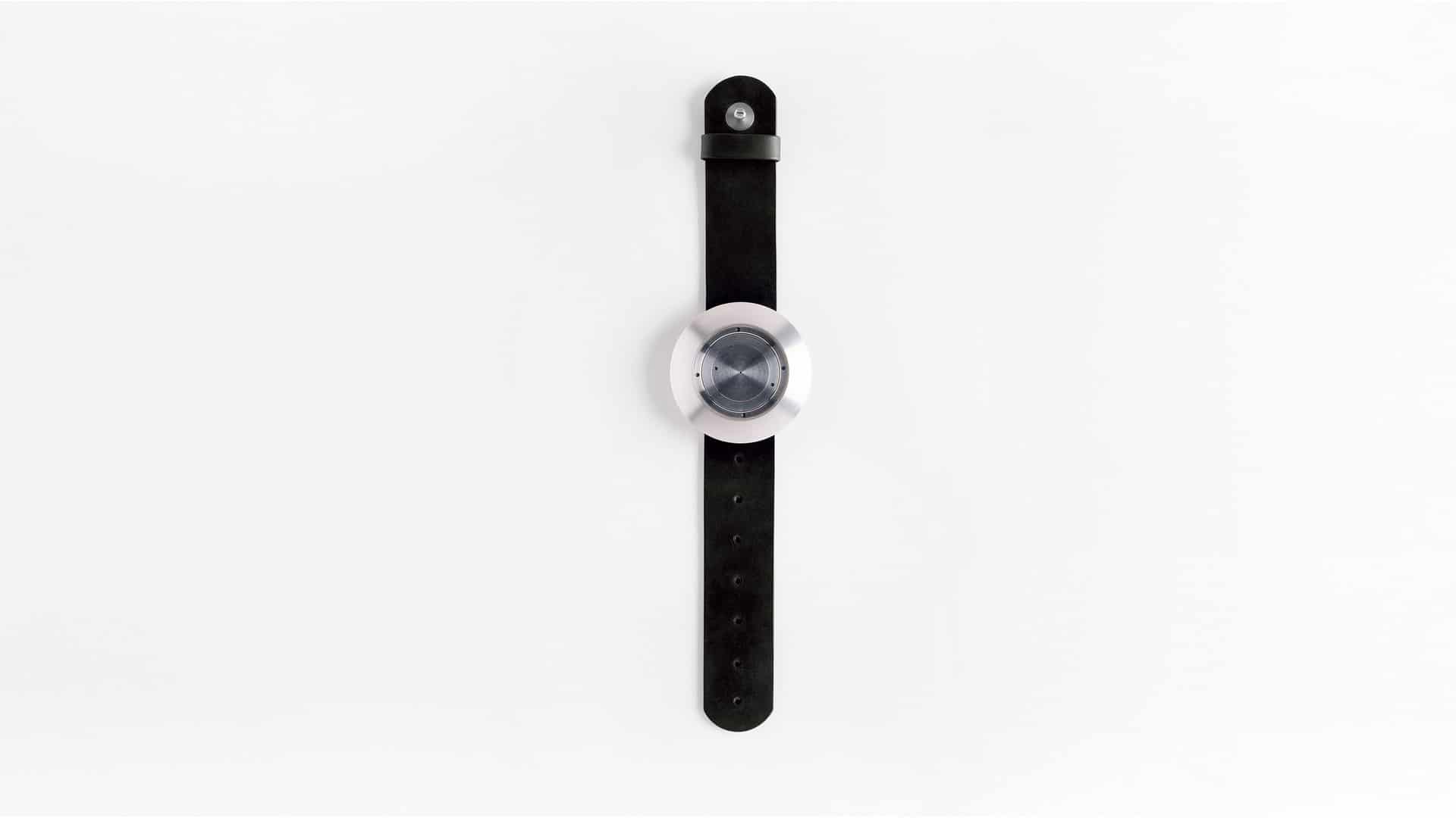 Ikepod] Isopode Dual Time, designed by Mark Newson in the 90s : r/Watches