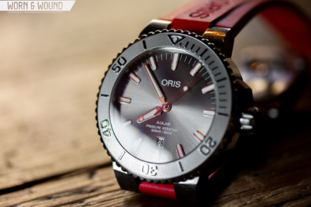 Oris date online relief