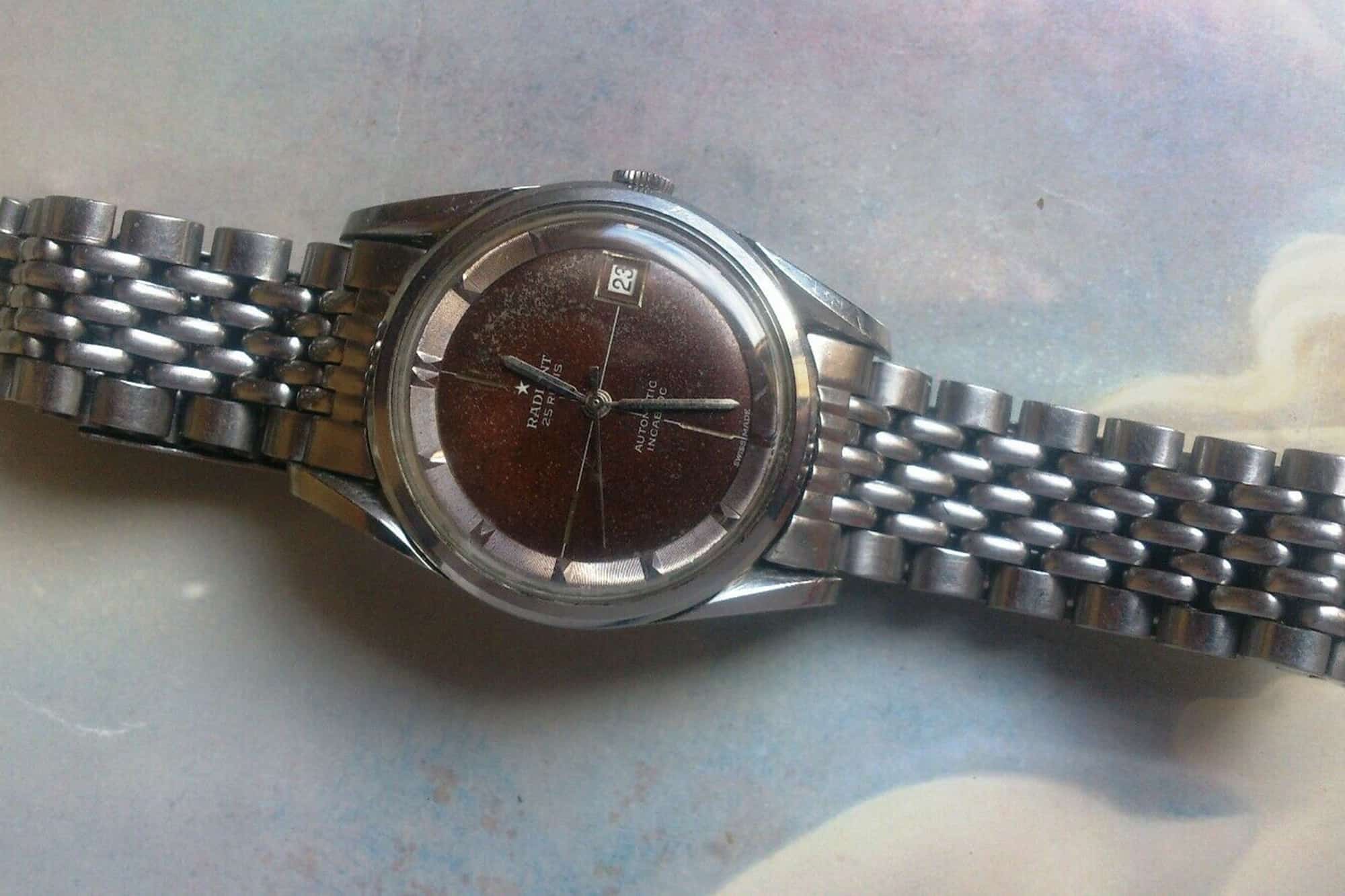 eBay Finds: Seiko 6309 Diver, Polerouter Look-A-Like from Radiant, and More  - Worn & Wound