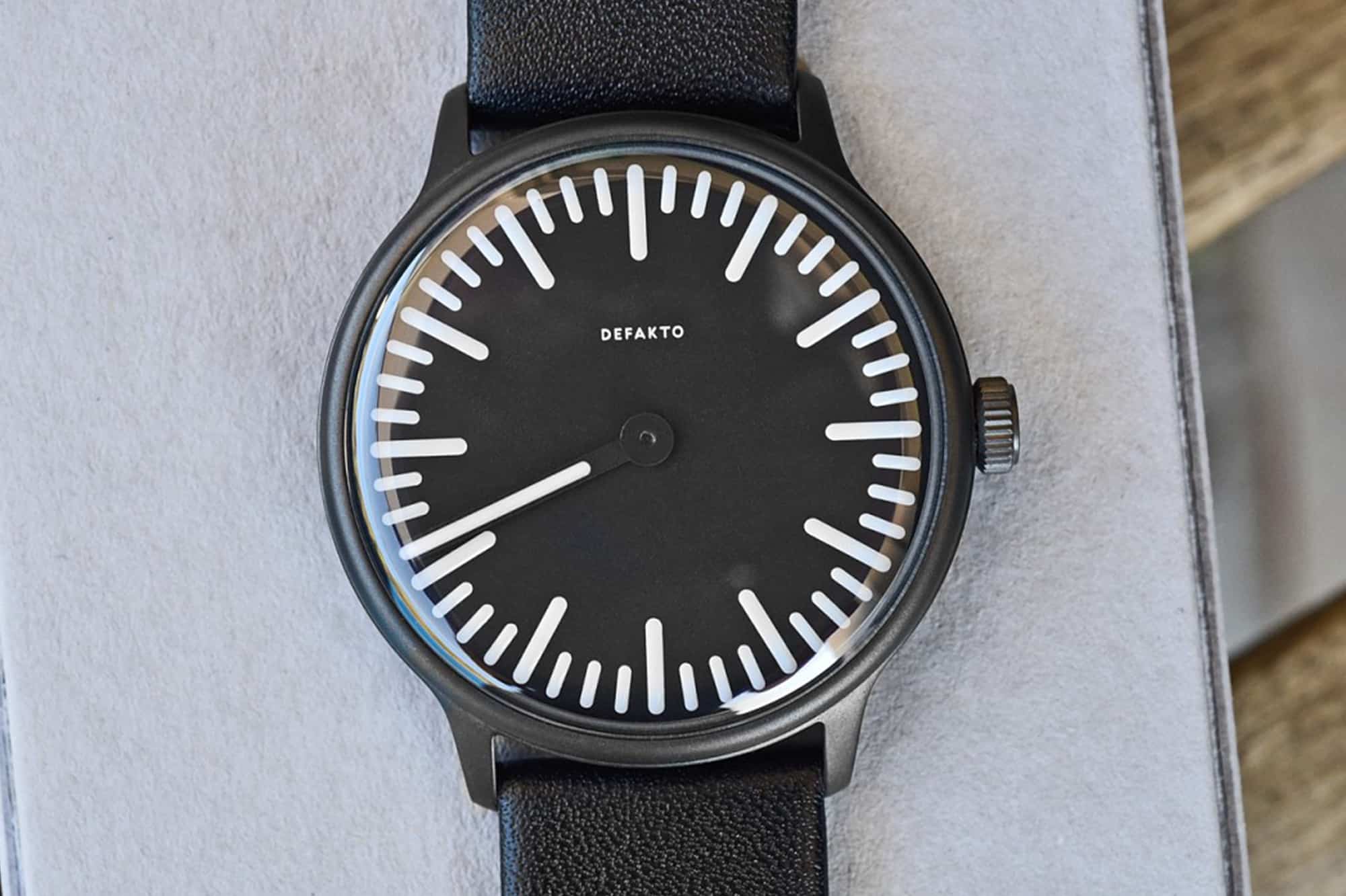 The Defakto Meta is a One Handed Watch that Lives Up to its Name