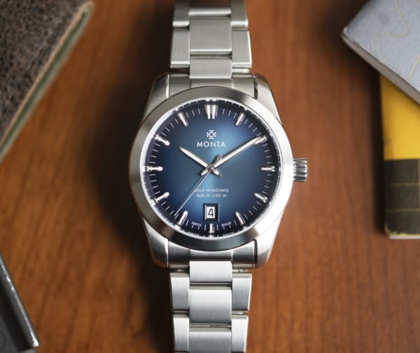 MONTA Triumph in Blue on Bracelet | Dive watches, Watches for men, Monta  watch