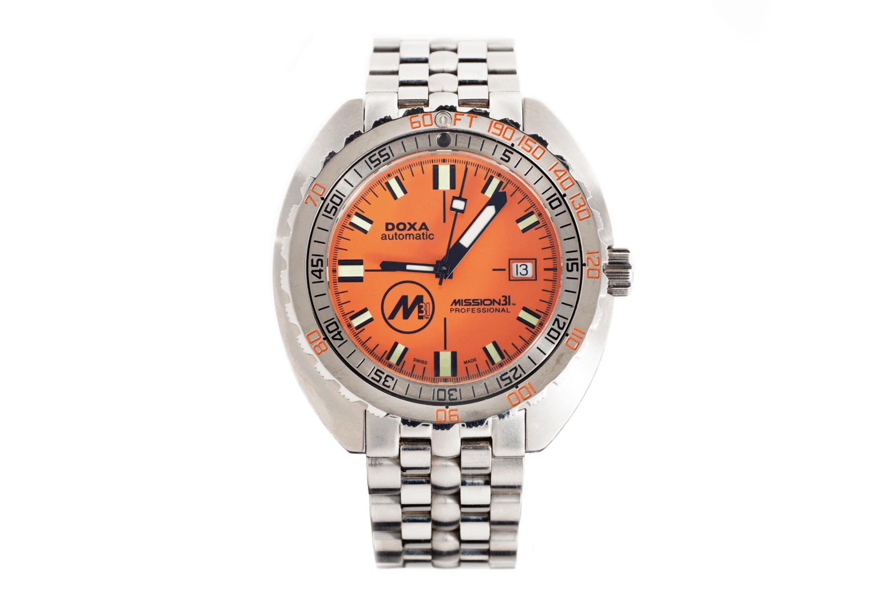 Watches, Stories & Gear: A DOXA For A Good Cause, A Secret Soviet Naval Craft, and More