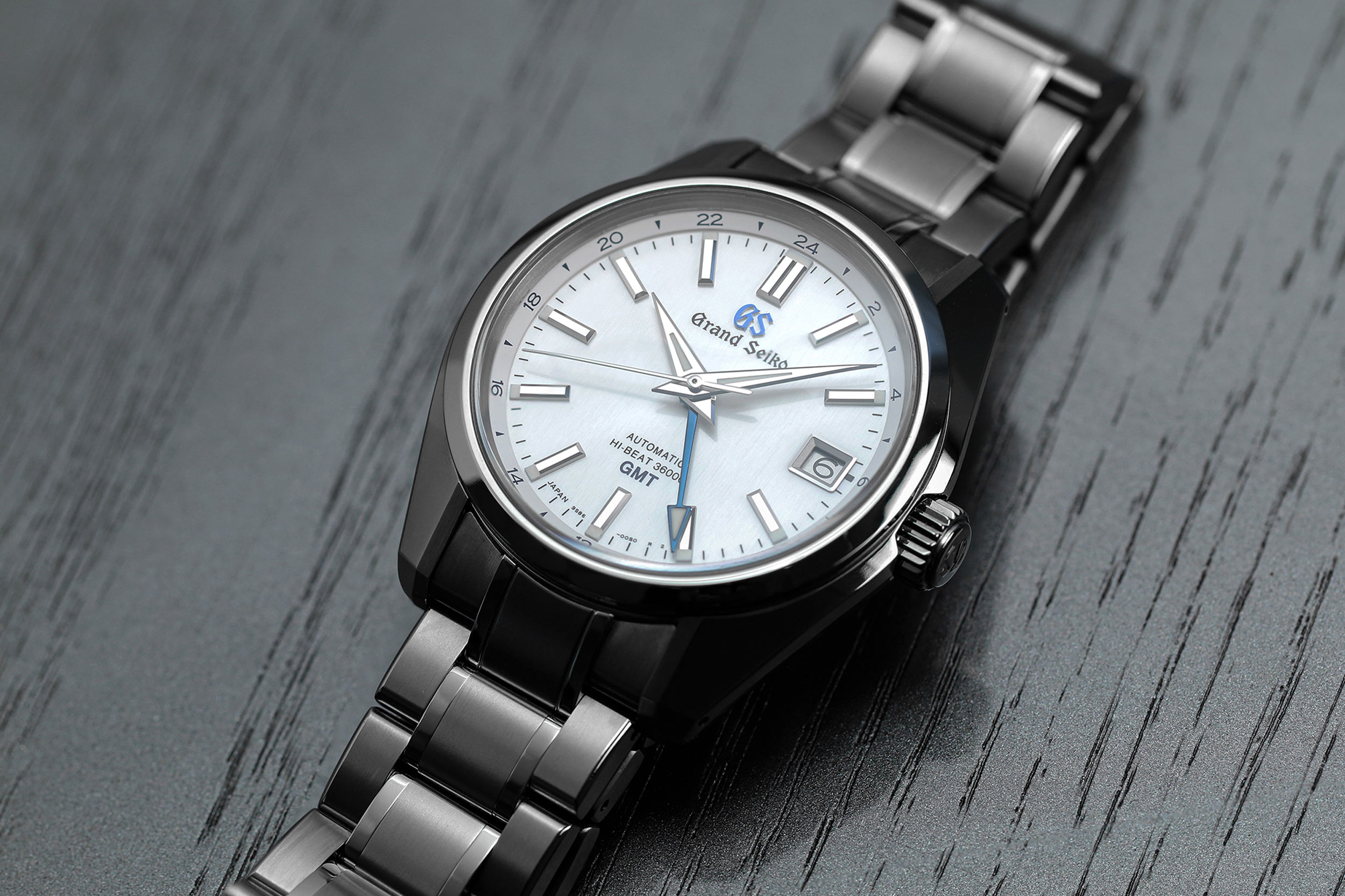 Grand Seiko Celebrates 55 Years of the 44GS Case with a New Limited Edition  - Worn & Wound