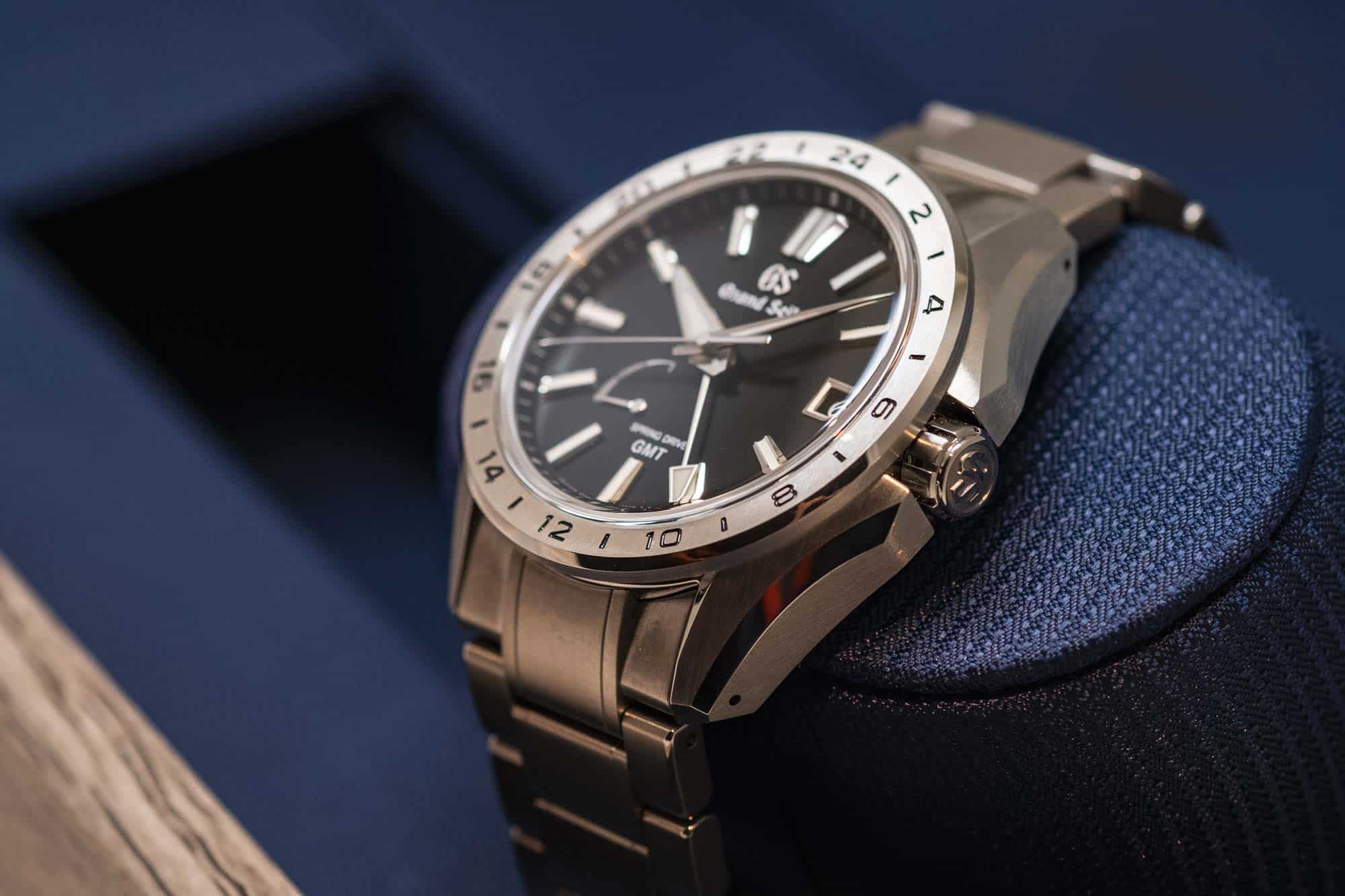 Hands-on with the Grand Seiko Evolution 9 Sports Watches (with Video) -  Worn & Wound