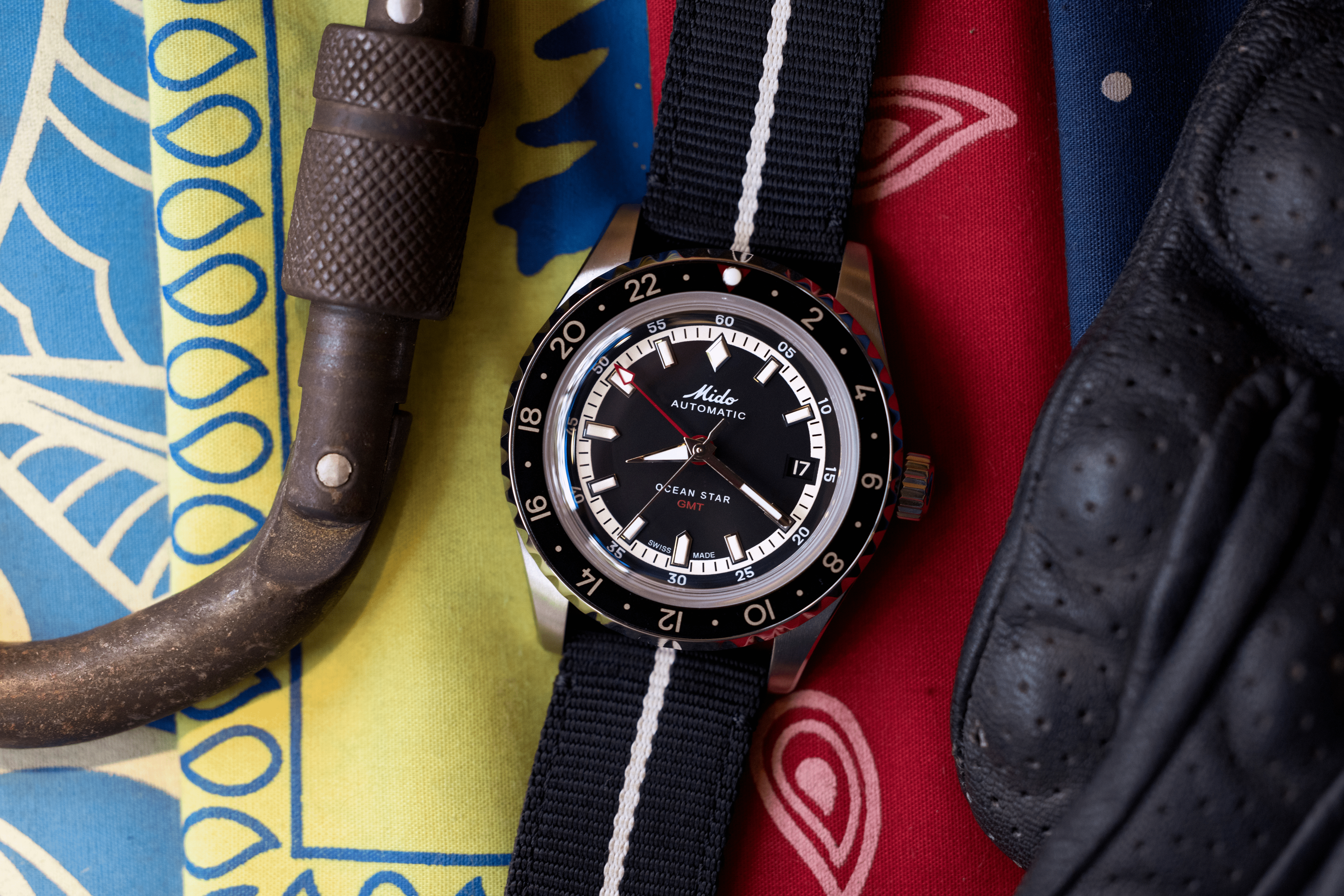 Mido and Hodinkee Collaborate on the Ocean Star GMT that Hits the Sweet Spot in Case Size and Vintage Vibes