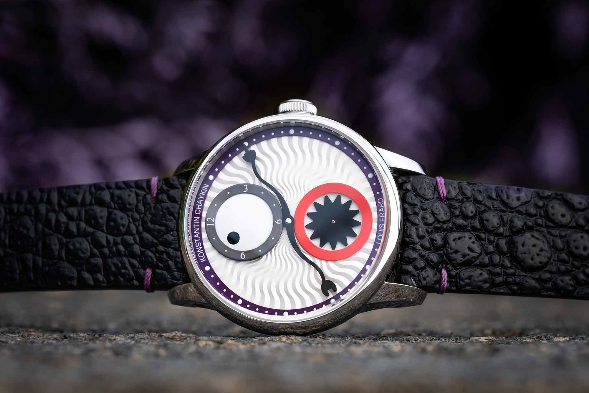Louis Erard Excellence Petite Seconde Purple | 39 mm | Small Second | Stainless Steel | Central Hour | Swiss Watchmaking | Purple Dial