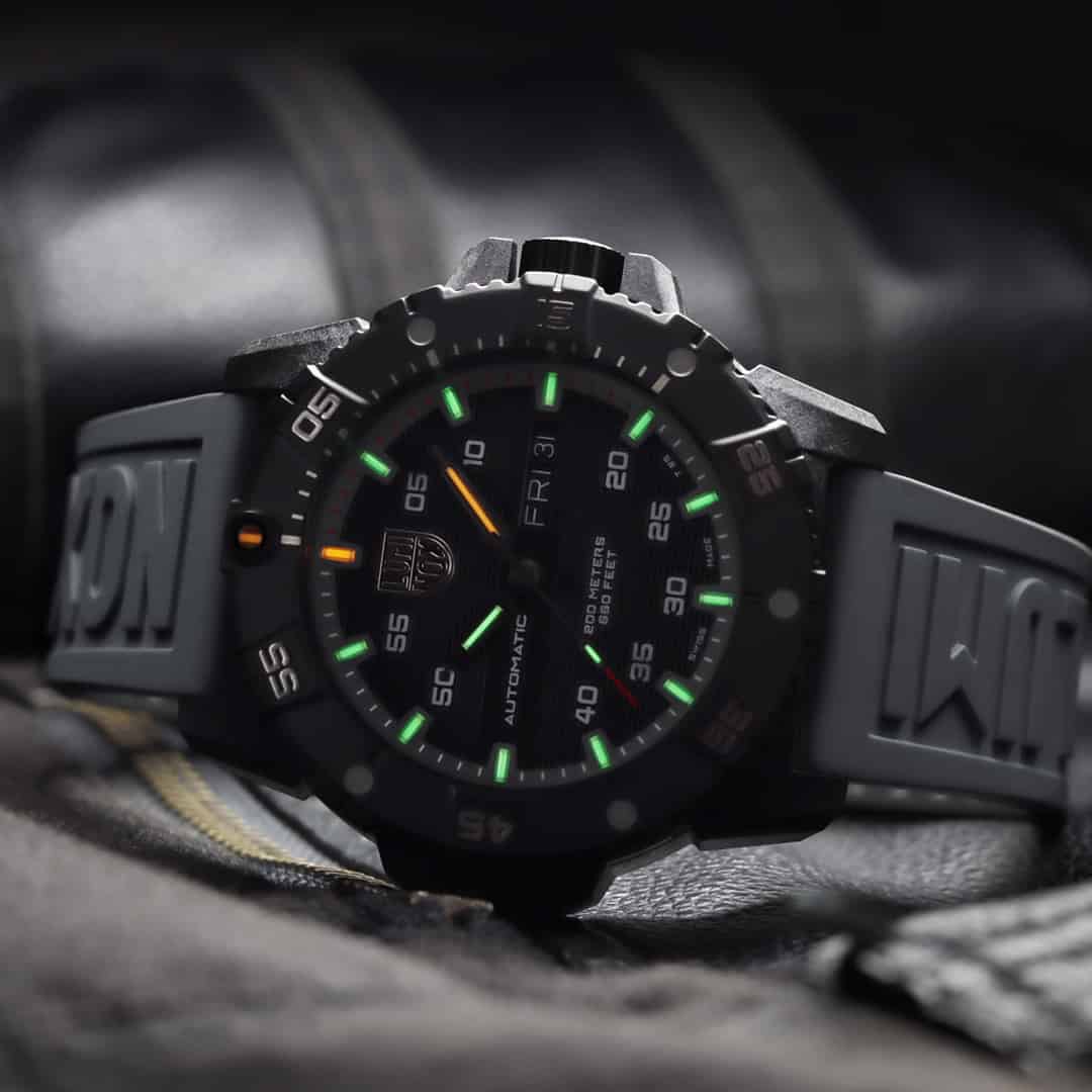 A Picture of Good Stealth: Luminox Unveils the Master Carbon SEAL
