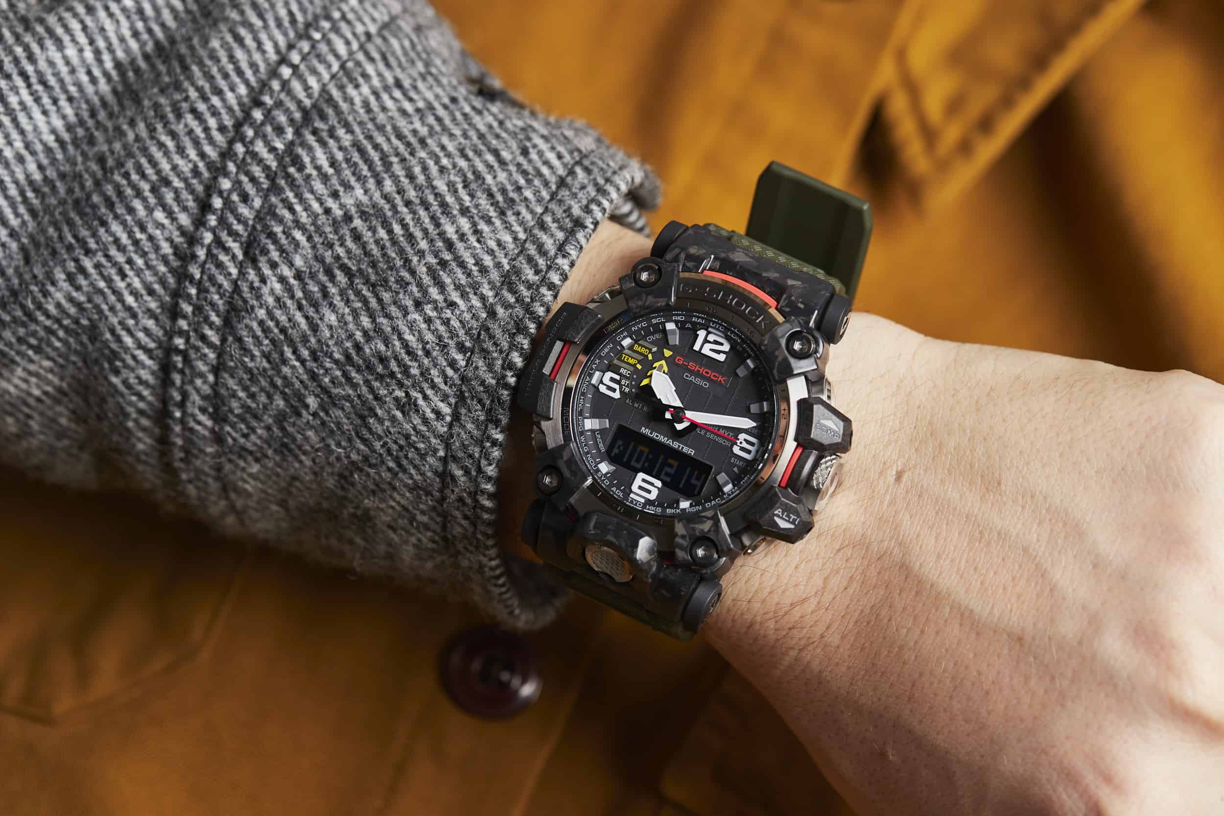 The Roundup: Overbuilt Tool Watches, Versatile Gear, and Good Old US-Made Straps